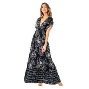 NWT Maaji Ink Botanicals Serenna Maxi Floral Long Black, White Dress Sz L